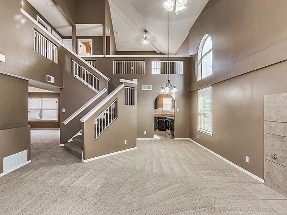 5th image of 10932 Northview Dr