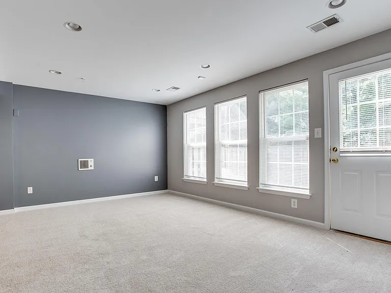 10410 Damascus Park Ln — Photo 48