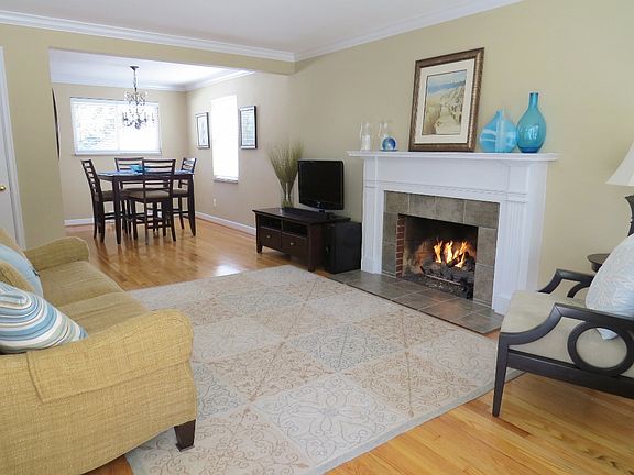 Living Room-Dining Room