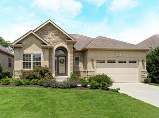 1438 Denbigh Dr, Columbus, OH 43220