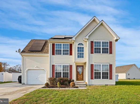 15 Anchor Ln, Dover, DE 19901