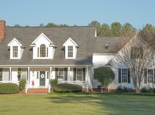 215 Center Rd, Greenwood, SC 29646