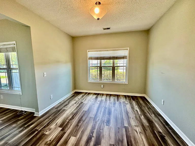 47 Heartstone Cir — Photo 4
