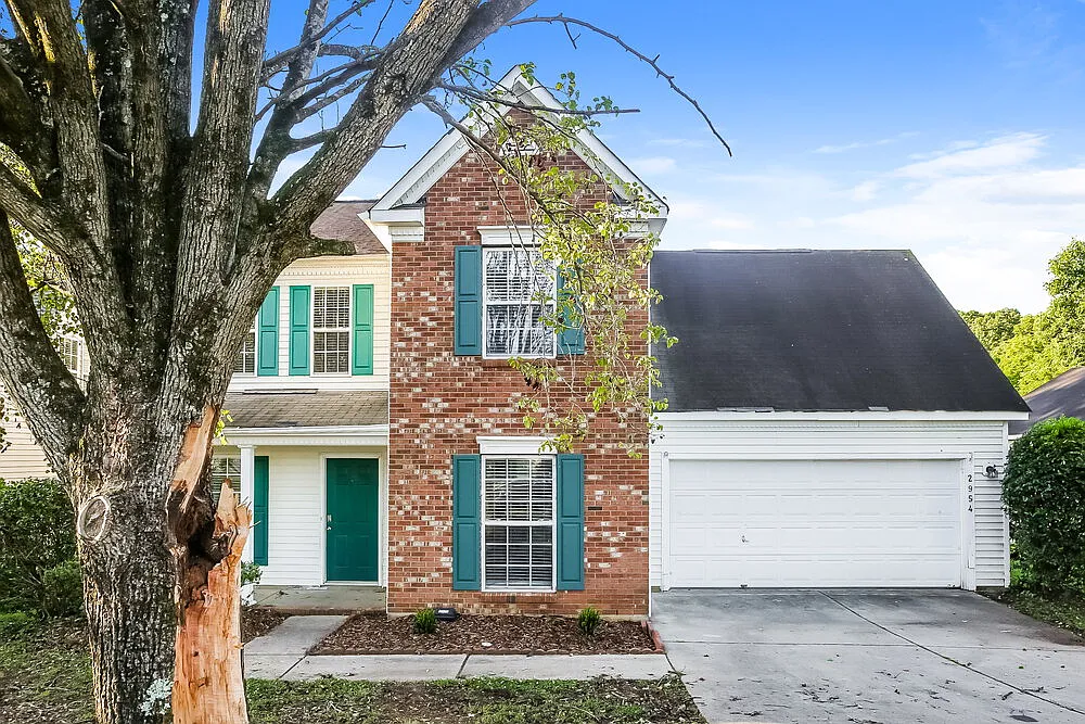 3 bed, 2.5 bath, 1712 sqft, $1,980 — Photo 1