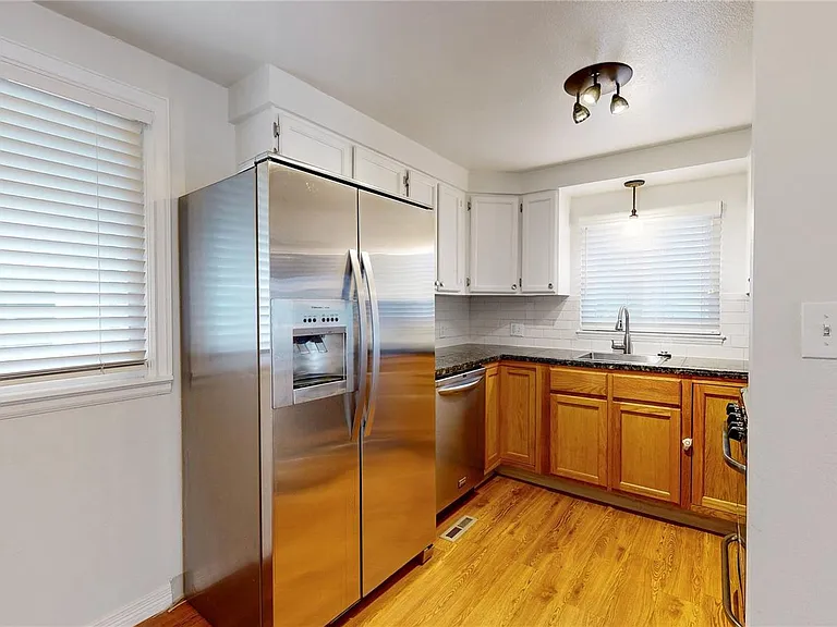 1381 Osceola St — Photo 7