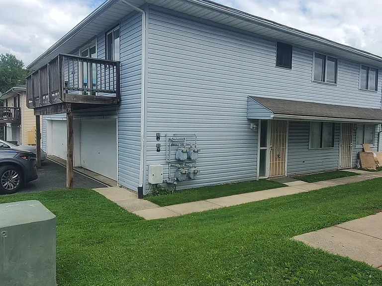1731 Fountain Rock Way — Photo 4