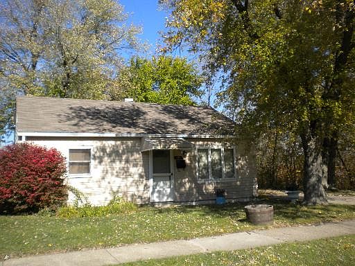 2nd image of 151 Hereford Ave
