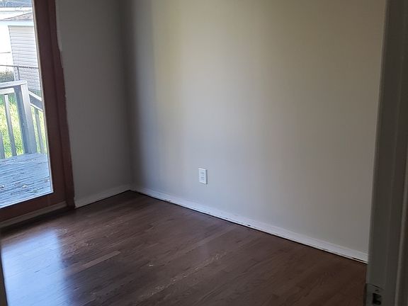 3rd image of 2037 223rd St