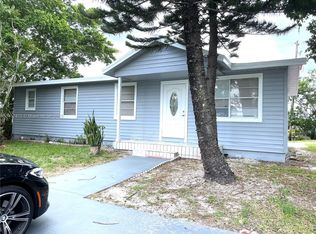 7541 Atlanta St, Hollywood, FL 33024