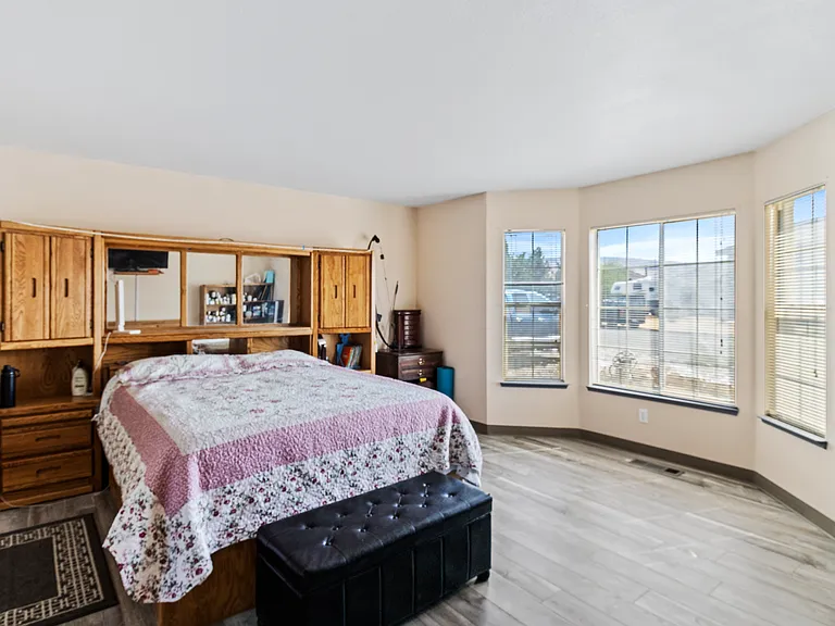 8925 Jedediah Smith Dr — Photo 7