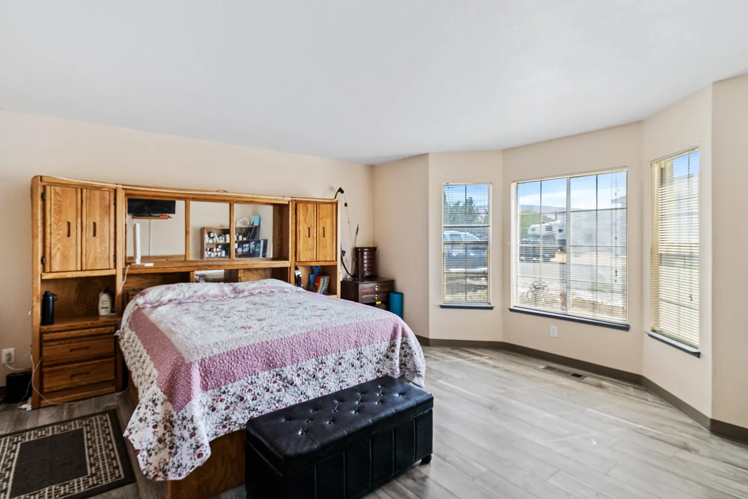 8925 Jedediah Smith Dr photo 1