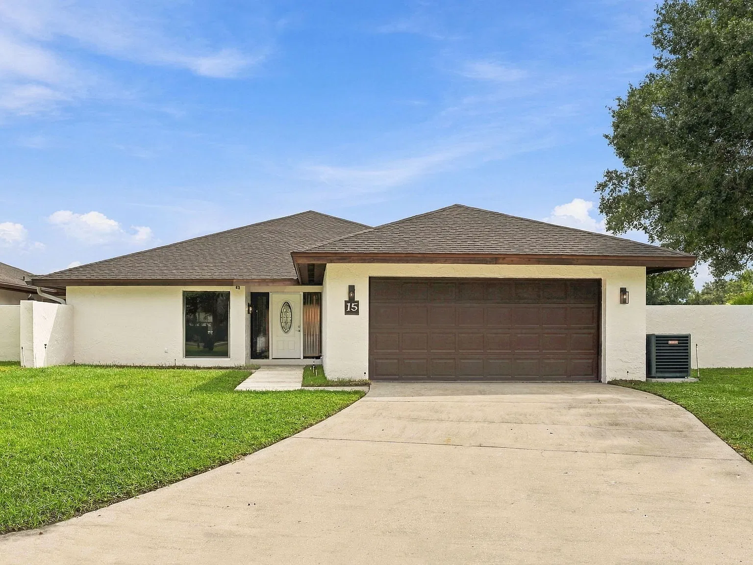 4 bed, 2.5 bath, 3012 sqft, $2,650 — Photo 1