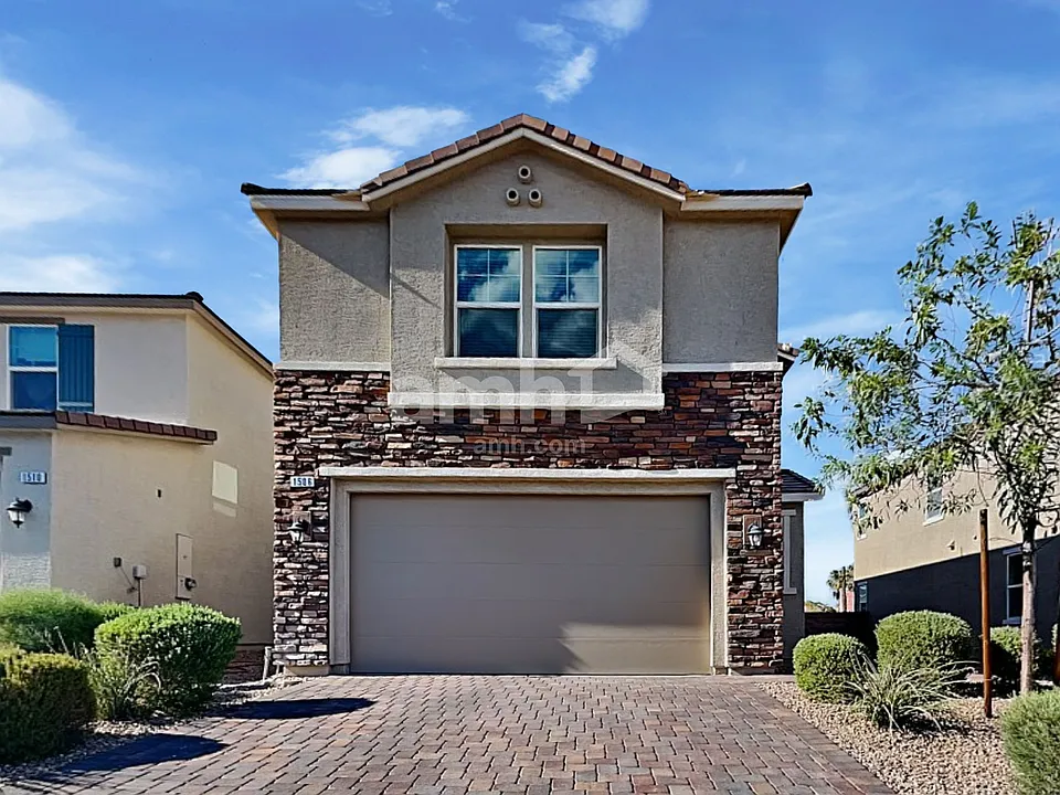 1506 Garden Swing Ave