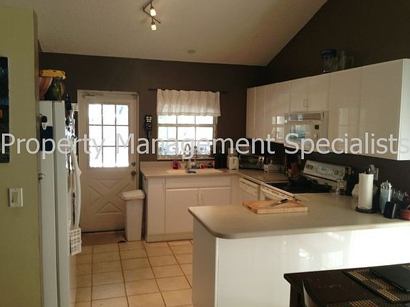 2nd image of 619 Aggie Dr