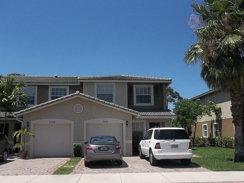1st image of 3006 SE Lexington Lakes Dr