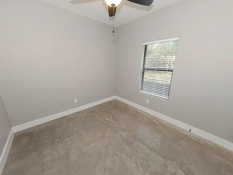 122 E Harrison St — Photo 14