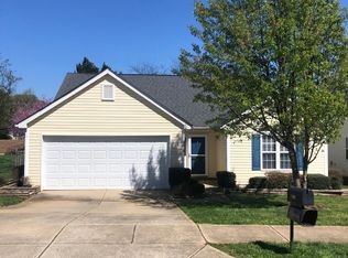 9318 Royal Highlands Ct, Charlotte, NC 28277