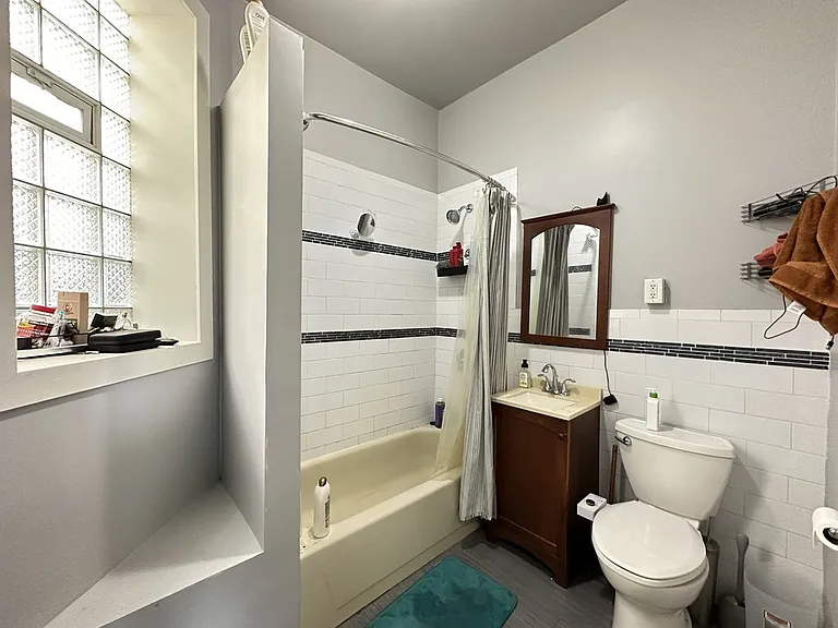 2623 W Crystal St #4 — Photo 20