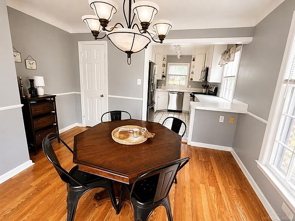 4th image of 3633 Sherwood Dr