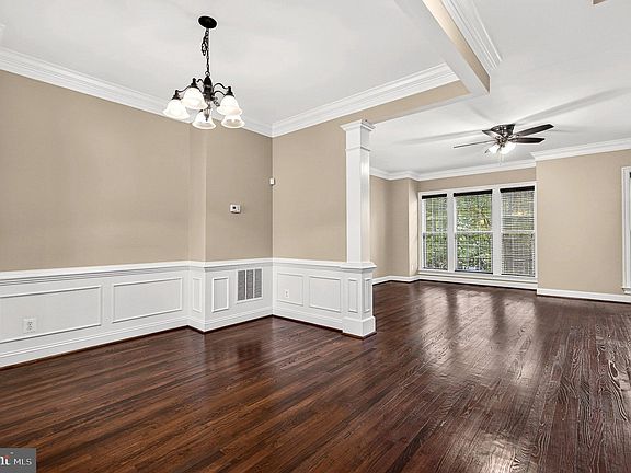 3rd image of 14862 Potomac Branch Dr