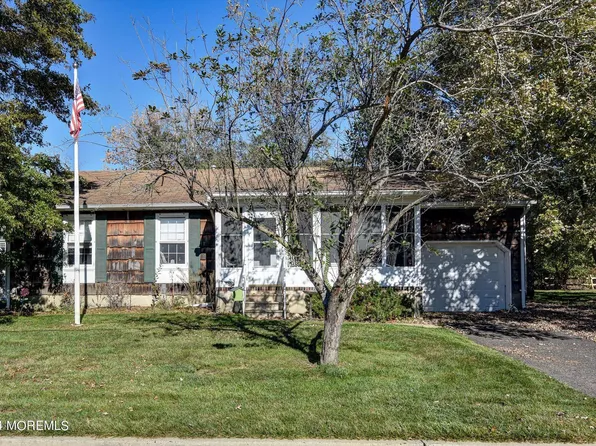 9 Woolley Street, Monmouth Beach, NJ 07750