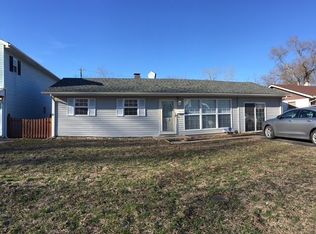 21 Melvin Dr, Cahokia, IL