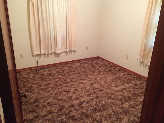 5th image of 1552 Barth Ave