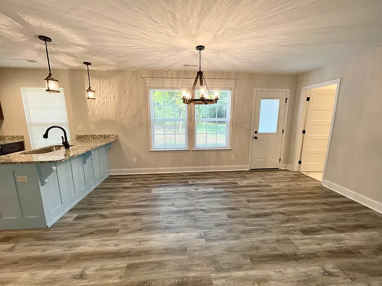 105 Biscayne Blvd — Photo 8