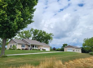 10264 Sikkenga Rd, Montague, MI 49437