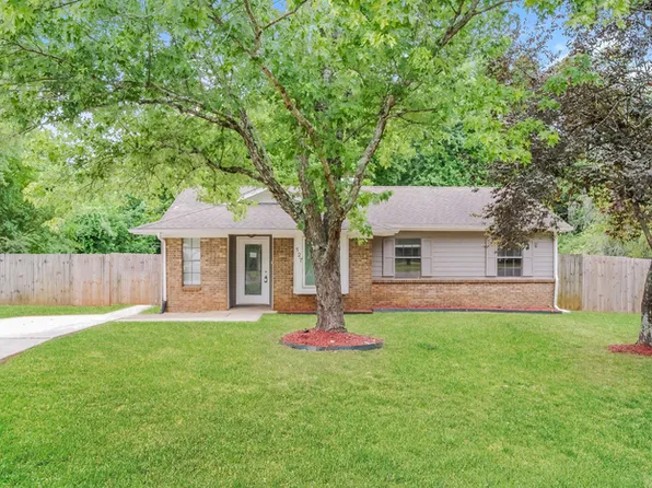 127 Greenwood Cir, Harvest, AL 35749