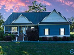 9 Pointer Ln, Stevenson, AL 35772