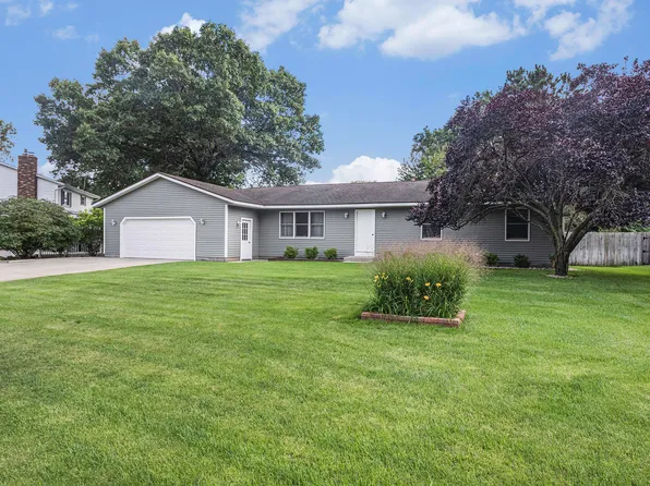 2049 W Swanson Ct, Muskegon, MI 49444