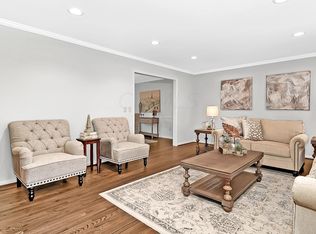 2520 Lane Rd, Columbus, OH 43220