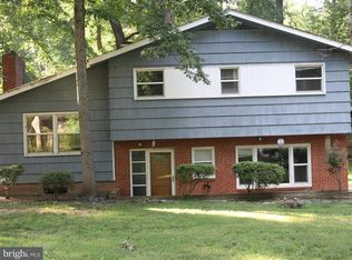 18326 Candice Dr, Triangle, VA 22172