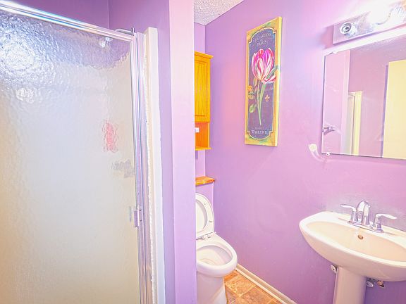 3rd image of 5530 Yucatan Dr