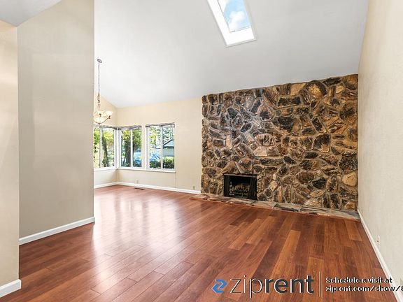 4th image of 1064 Shadow Brook Dr