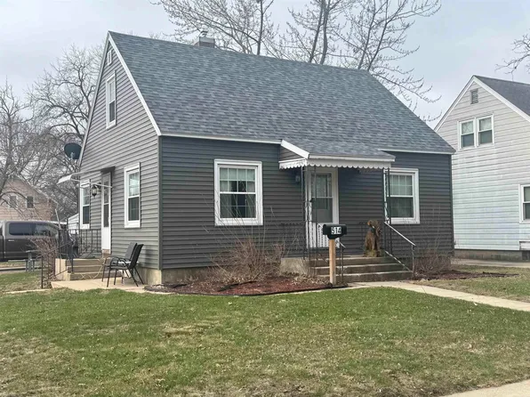 514 8th Ave, Charles City, IA 50616