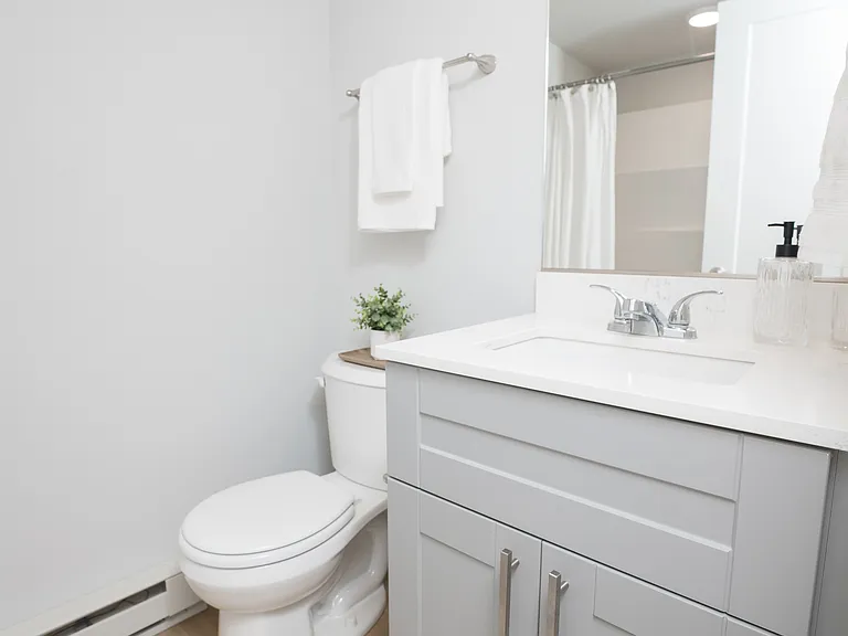 509 E White St #16 — Photo 23