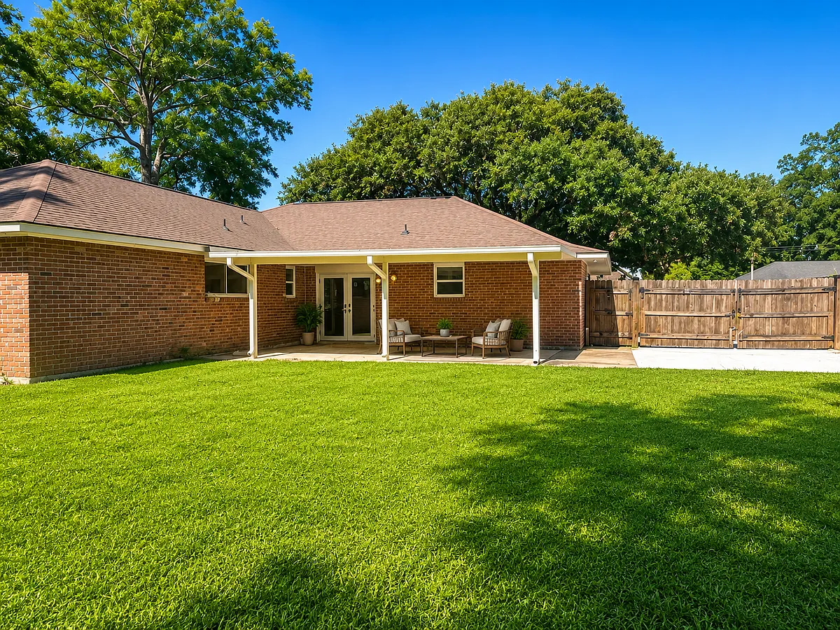 Building Photo - 431 Gloria Dr