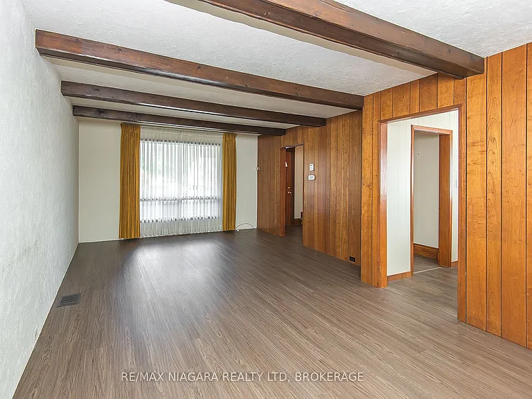 129 Adelaide St — Photo 15