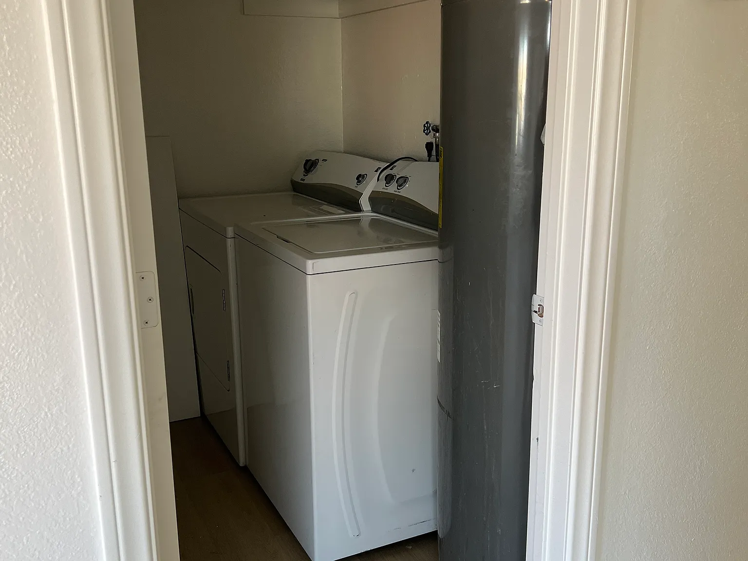 2 bed, 975 sqft, $1,390 — Photo 4