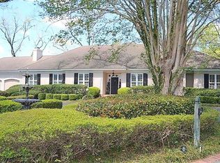 3 Crestwood E, Valdosta, GA 31602