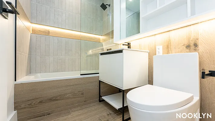 Rented by Nooklyn NYC LLC | media 38