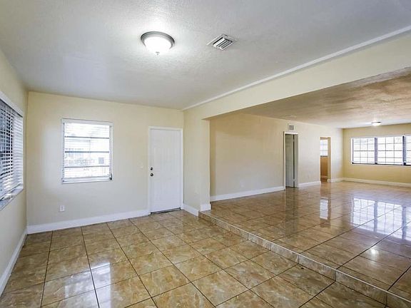 3rd image of 1730 NW 178th St #1