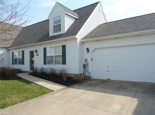 624 Windsor Ln, Northfield, OH 44067