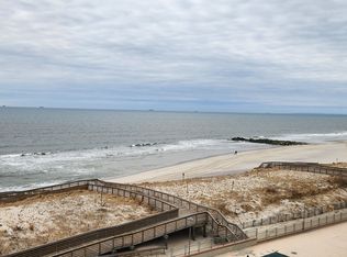 860 E Broadway APT 6S, Long Beach, NY 11561