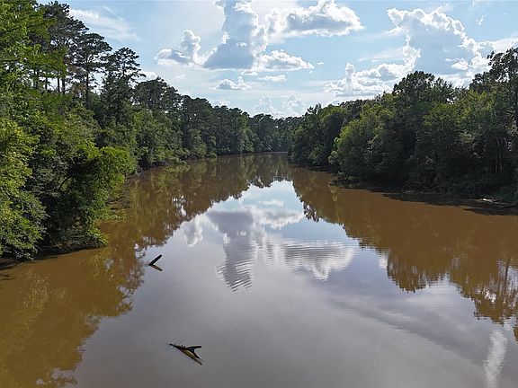 3rd image of 4011 County Road 3775