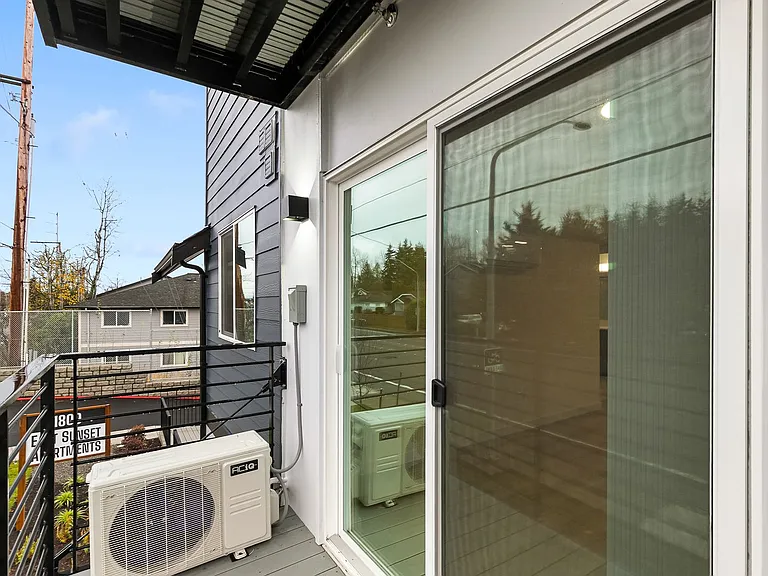 1809 E Sunset Dr — Photo 33