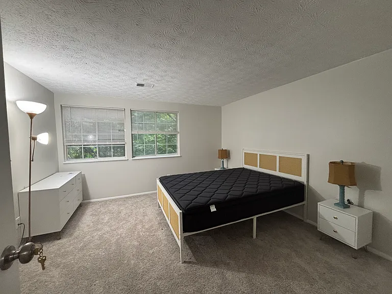 2323 Wingfoot Pl — Photo 10
