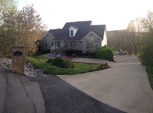 885 Passenger Creek Ln, Adams, TN 37010